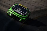 A.J. Allmendinger sorprende en Bristol con su primera pole position en más de 10 años