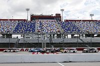 NASCAR saca r&eacute;dito al ser el primero en volver