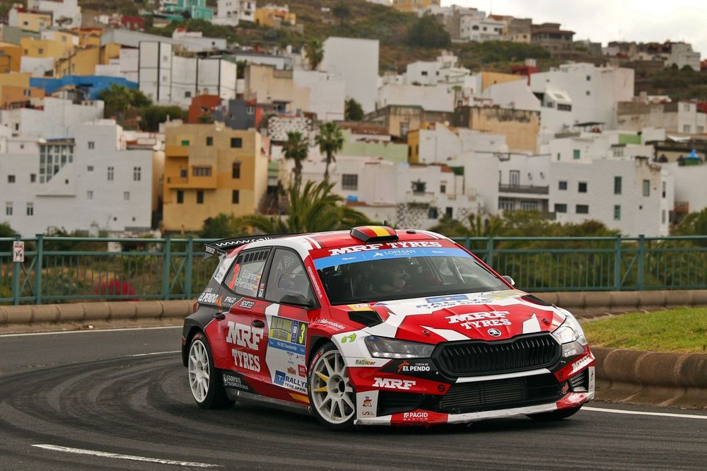 Efren Llarena, Sara Fernandez, Skoda Fabia RS Rally2