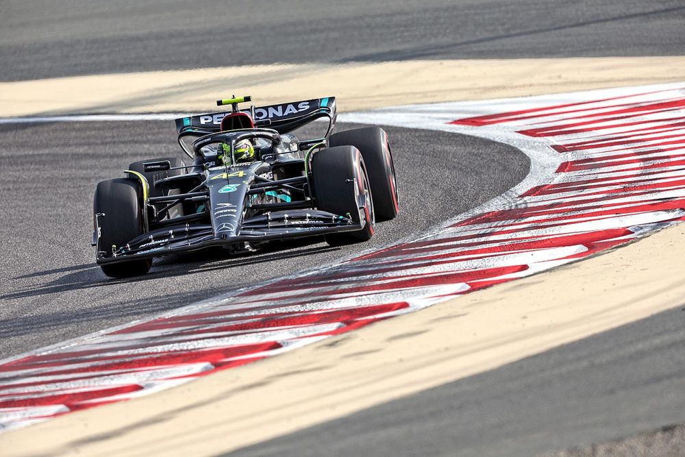 Lewis Hamilton, Mercedes F1 W14