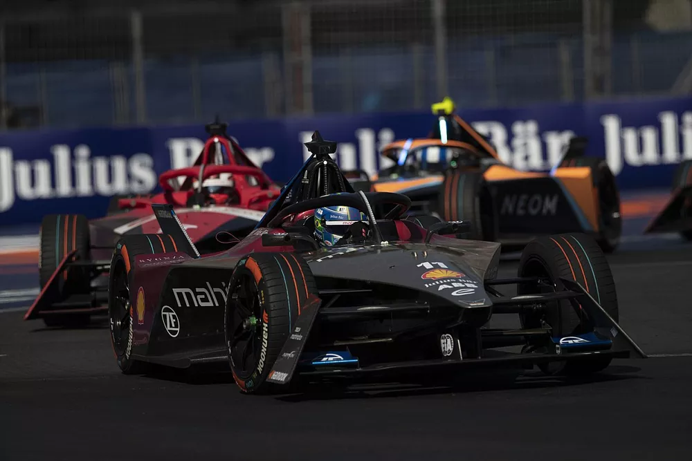 Lucas di Grassi, Mahindra Racing, Mahindra M9Electro, Jake Dennis, Andretti Autosport, Porsche 99 X Electric Gen3