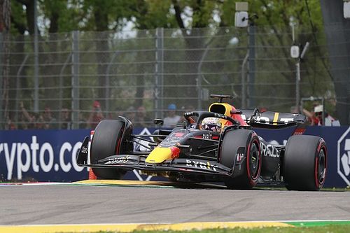 Verstappen wygrywa sprint na Imoli