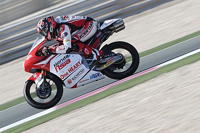 Toba beffa Dalla Porta in Qatar: è il primo giapponese a vincere in Moto3!