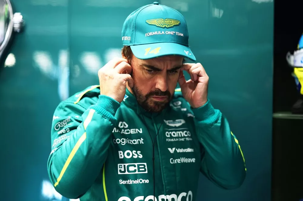 Fernando Alonso, Aston Martin Racing