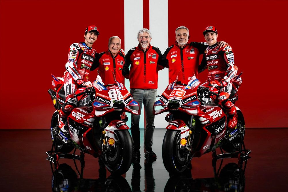 Marc Marquez, Ducati Team, Francesco Bagnaia, Ducati Team, Luigi Dall'Igna, Ducati Team
