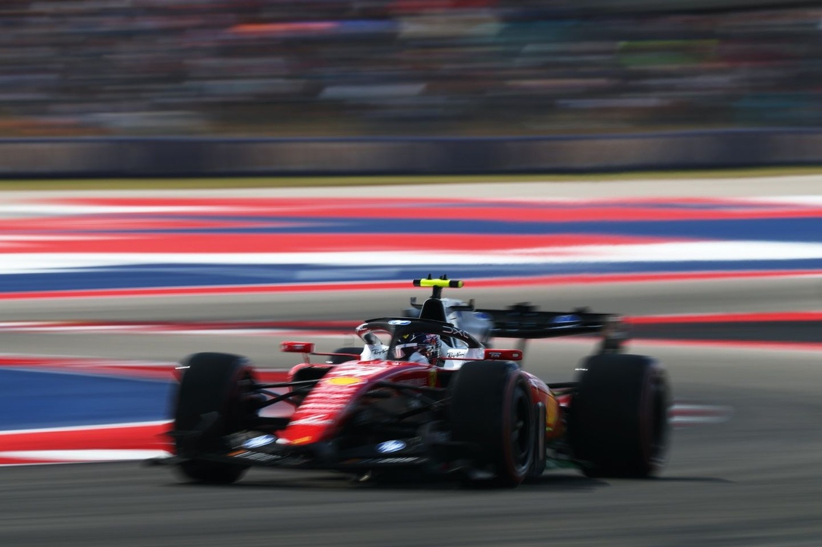 F1: Hamilton lidera TL3 para o GP dos EUA à frente de Verstappen; Antonelli é 4º Bortoleto 13º