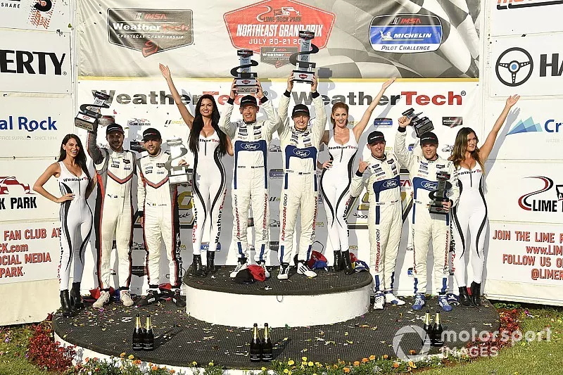 #912 Porsche GT Team Porsche 911 RSR, GTLM: Earl Bamber, Laurens Vanthoor, #67 Ford Chip Ganassi Racing Ford GT, GTLM: Ryan Briscoe, Richard Westbrook ,#66 Ford Chip Ganassi Racing Ford GT, GTLM: Joey Hand, Dirk Mueller