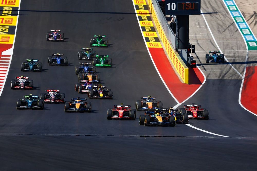 Lando Norris, McLaren MCL38, Max Verstappen, Red Bull Racing RB20, Charles Leclerc, Ferrari SF-24, Carlos Sainz, Ferrari SF-24, Oscar Piastri, McLaren MCL38, Pierre Gasly, Alpine A524, Fernando Alonso, Aston Martin AMR24, the rest of the field a