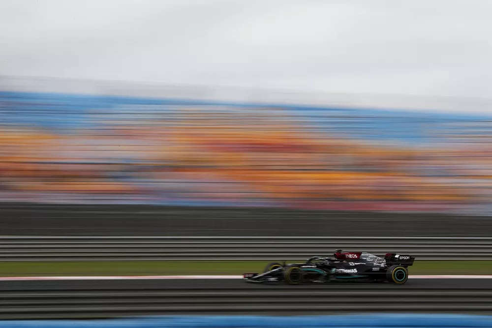 Lewis Hamilton, Mercedes W12