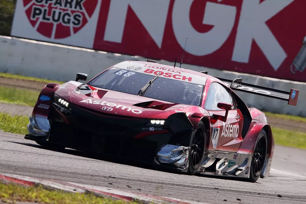 #17 Astemo NSX-GT