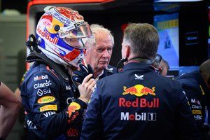 Marko ve como "variante interesante" el fichaje de Verstappen por Mercedes