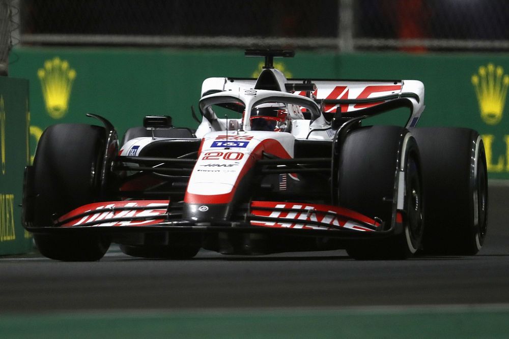 Kevin Magnussen, Haas VF-22