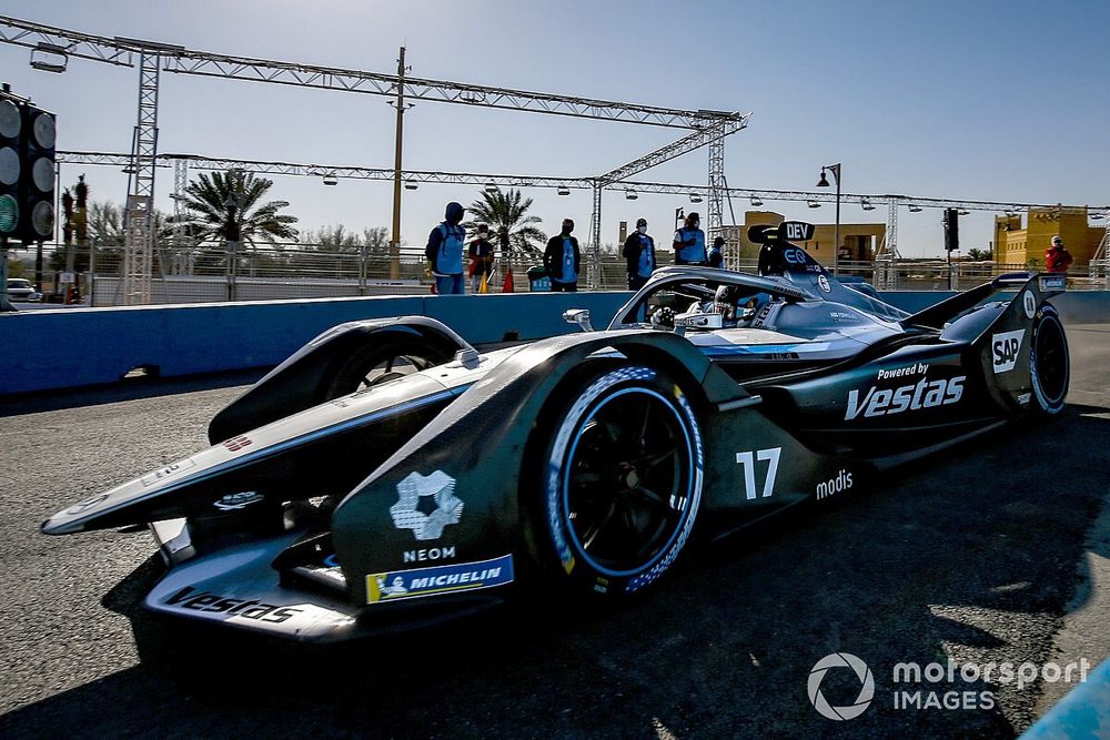 Nyck de Vries, Mercedes Benz EQ, EQ Silver Arrow 02