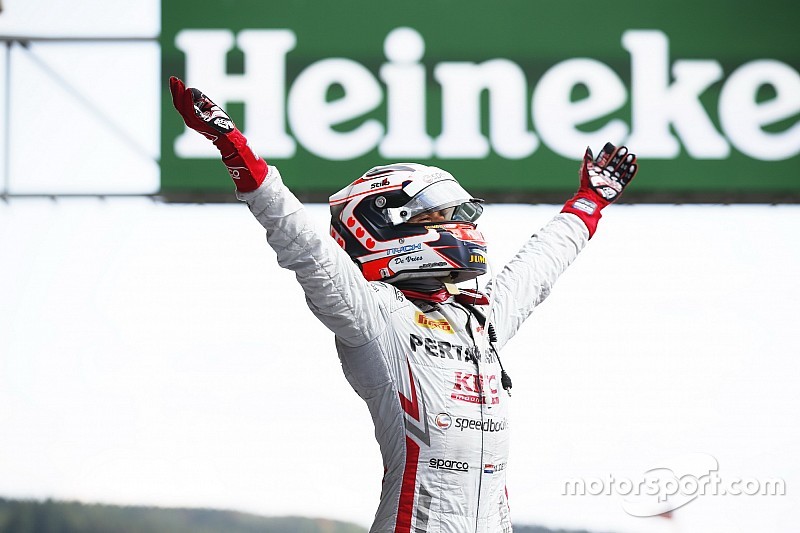 Leclerc ziet oud-teamgenoot De Vries wel in Formule 1 komen