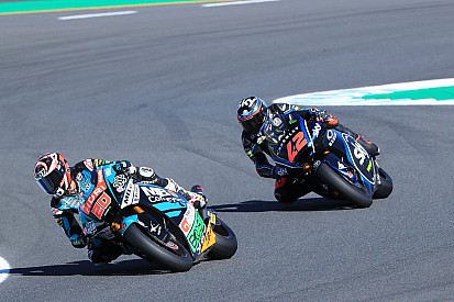 Motegi Moto2: Quartararo beats Bagnaia in straight fight
