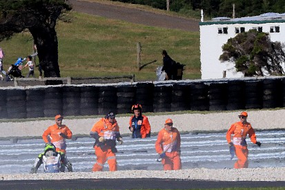 Crutchlow: "Llegué a pensar que no podría pilotar de nuevo"