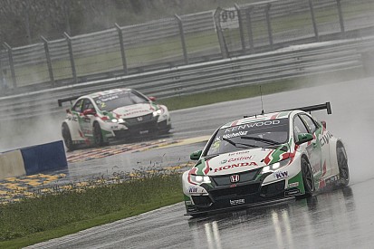 Les Honda encore au poids maximum à domicile