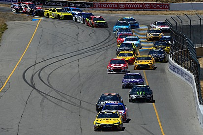 Грожану подобається підхід NASCAR до питання меж траси
