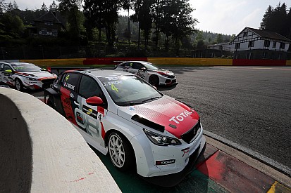 Richard penalizzato, la vittoria di Gara 2 va a Briché e Peugeot