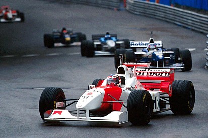 Шумахер не перейшов до McLaren через Денніса