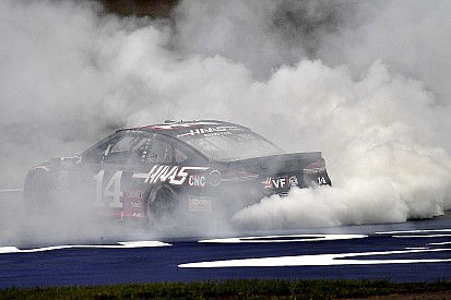 Tras "cero consistencia" en 2017, Bowyer espera brillar este año