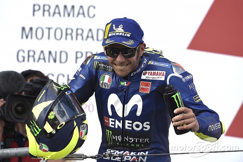 Rossi csapatfőnökként a Marquez-Lorenzo párossal versenyezne