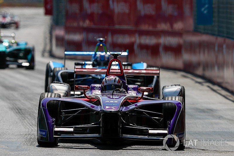 Lynn gets gearbox change penalty for Mexico