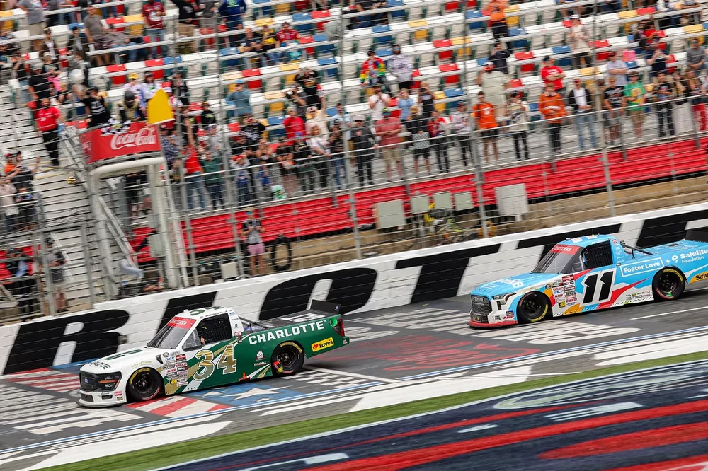 Layne Riggs, No. 34 Front Row Motorsports Ford; Kaden Honeycutt, No. 11 Tricon Garage Toyota
