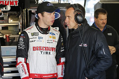 Keselowski arrancó el sábado adelante en Martinsville