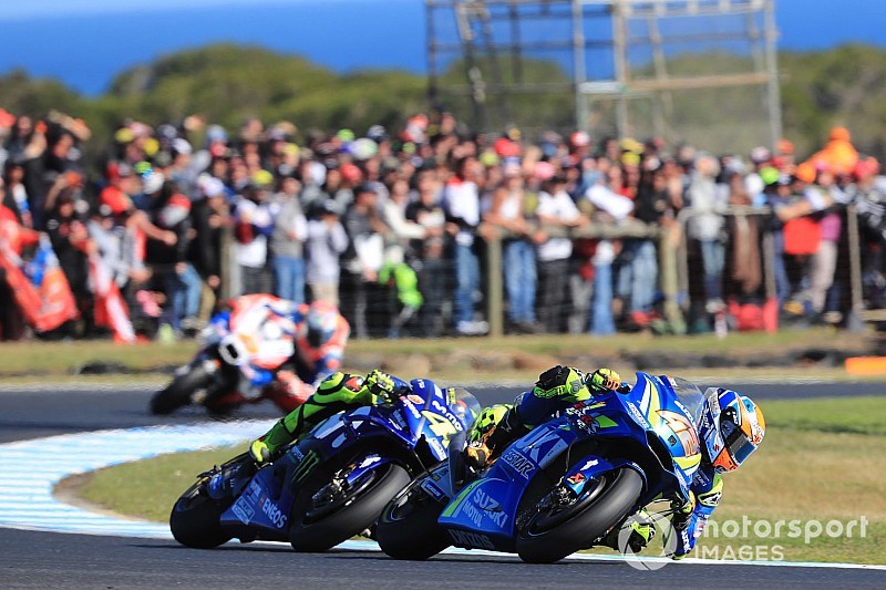 Vinales kacaukan balapannya, Rins murka