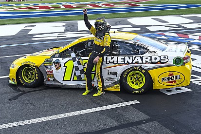NASCAR Cup Series: Blaney menang, insiden Johnson-Truex curi perhatian