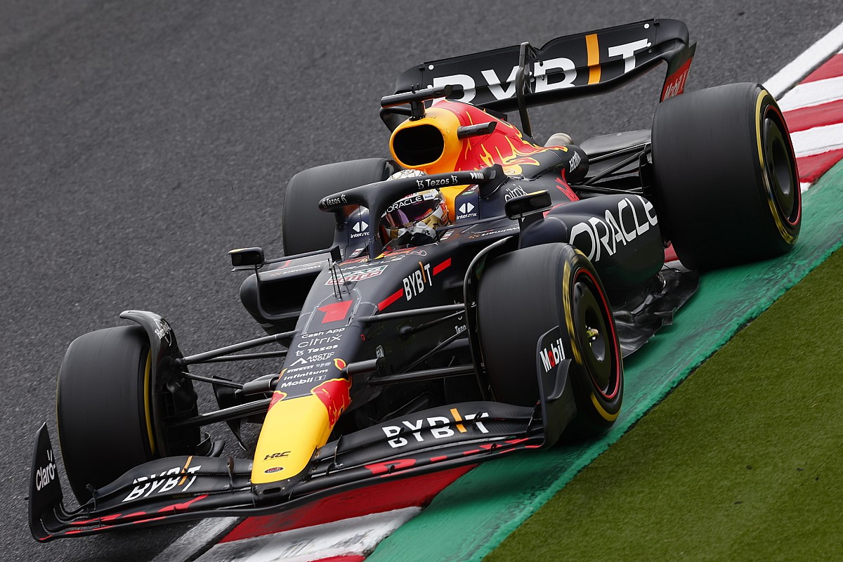 1/18 フェルスタッペン　別注　日本GP チャンピオン　角田移籍記念値下げ中 1/18 フェルスタッペン 別注 日本GP チャンピオン 角田移籍記念