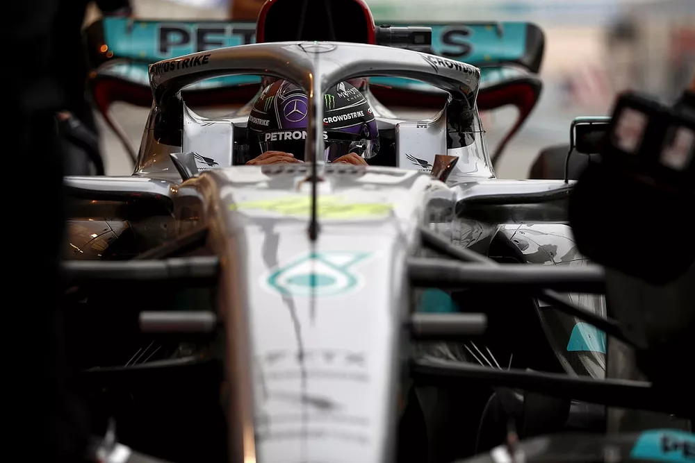 Lewis Hamilton, Mercedes W13