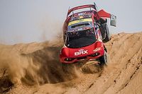 Loeb libra la sanción de la etapa 8 del Dakar 2022