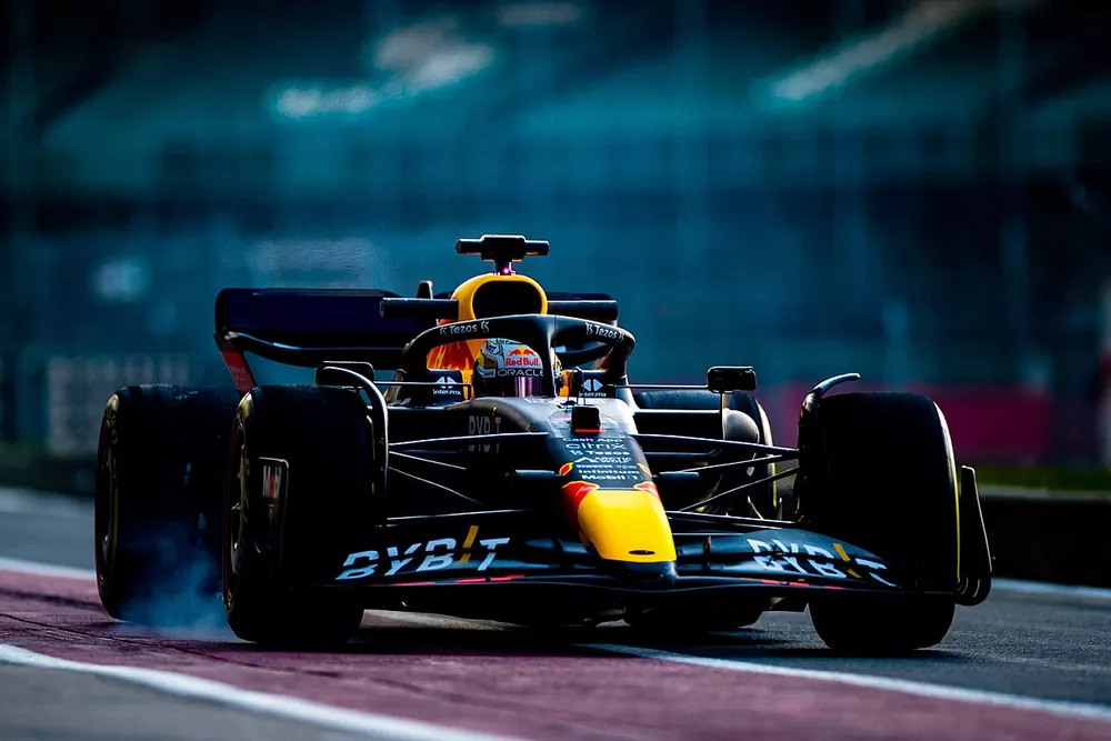 Max Verstappen, Red Bull Racing RB18 
