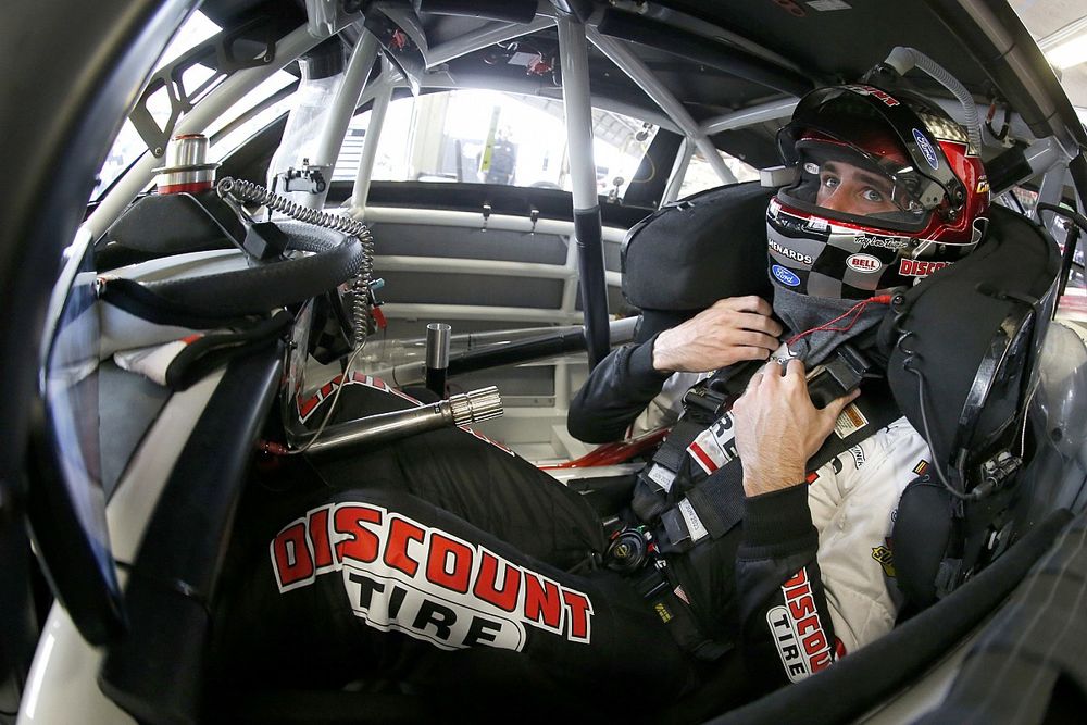 Austin Cindric, Team Penske, Ford Mustang Discount Tire