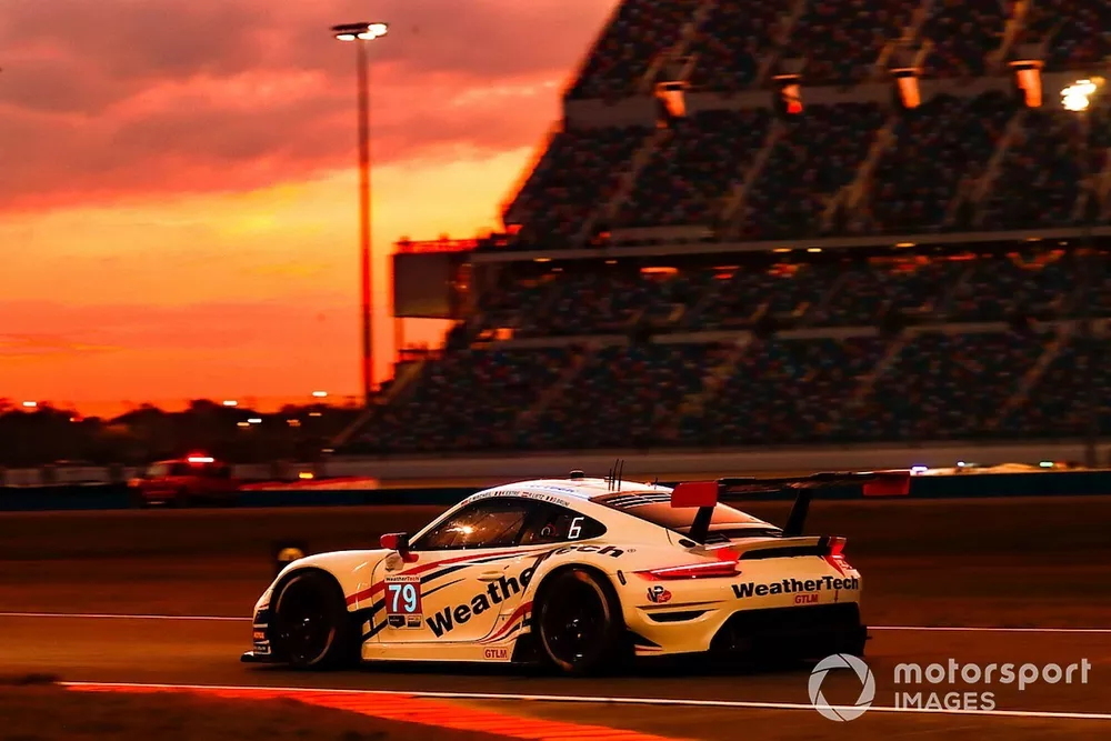 #79 WeatherTech Racing Porsche 911 RSR - 19, GTLM: Cooper MacNeil, Gianmaria Bruni, Richard Lietz, Kevin Estre