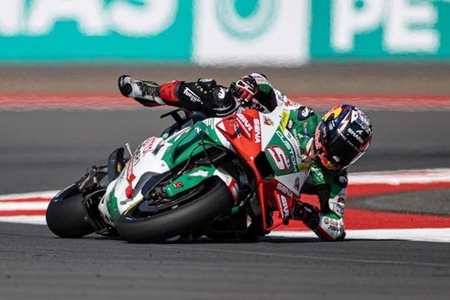 Cecchinello cree que Zarco "quiz&aacute;s no estaba concentrado al 100% en pilotar"