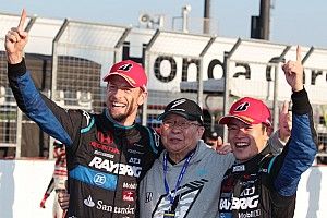 Button cree que su título en Super GT es "igual de grande" al de F1