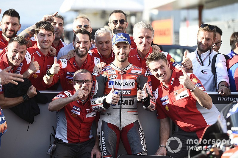 Dovizioso se lleva una disputadísima pole position en Motegi; Márquez, sexto