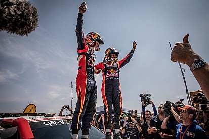 Fotogallery Dakar: gli scatti più belli della Tappa 10 e i festeggiamenti dei vincitori