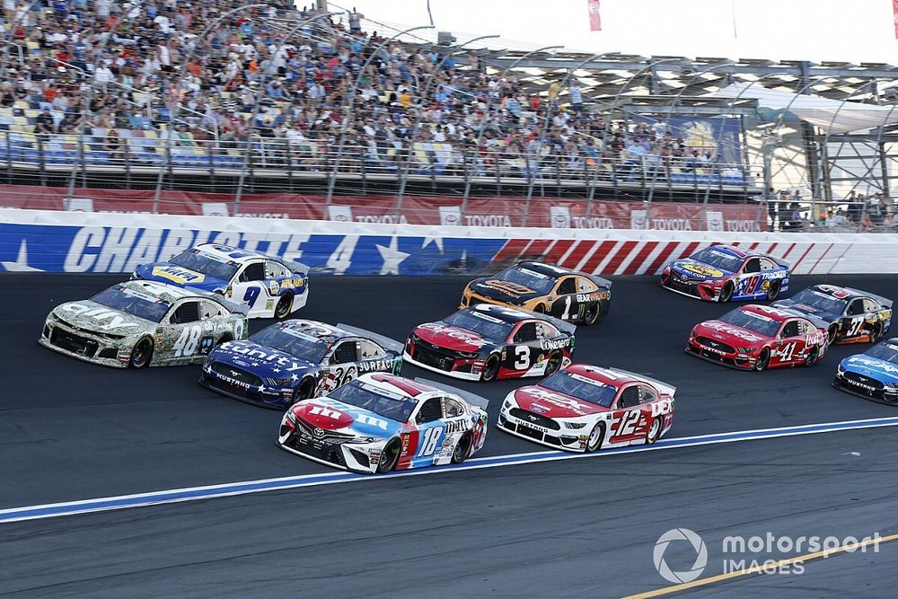  Jimmie Johnson, Hendrick Motorsports, Chevrolet Camaro Ally Patriotic  Chase Elliott, Hendrick Motorsports, Chevrolet Camaro NAPA AUTO PARTS  Kyle Busch, Joe Gibbs Racing, Toyota Camry M&M's Red, White & Blue  Matt Tifft, Front Row Motorsports, Ford Must