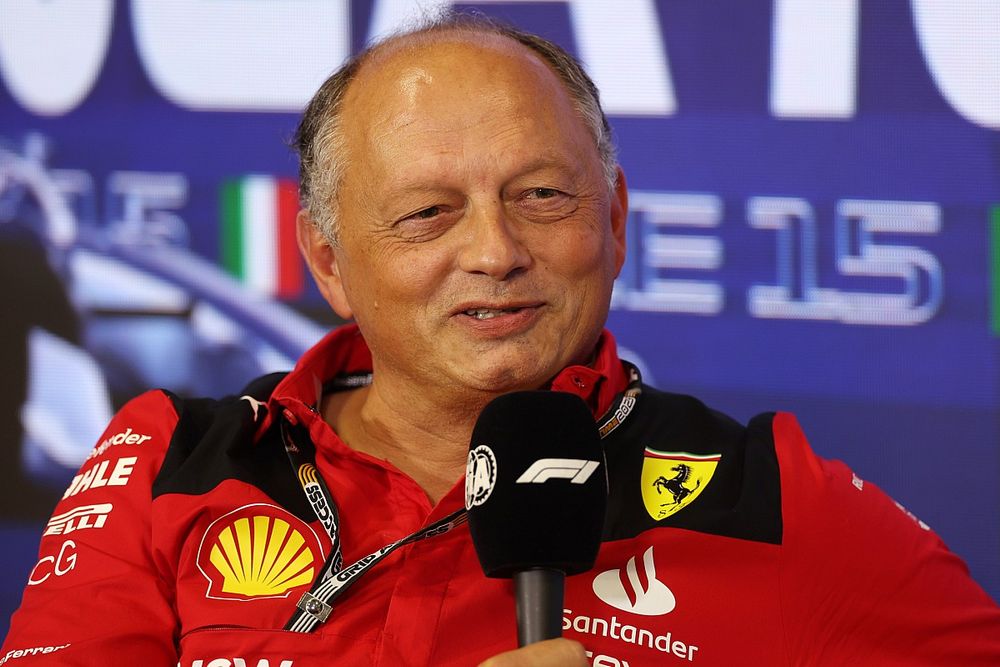 Frederic Vasseur, diretor de equipe e gerente geral da Scuderia Ferrari, na coletiva de imprensa dos diretores de equipe