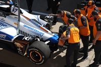 Kyle Larson crashes during mock qualifying run in Indy 500 practice