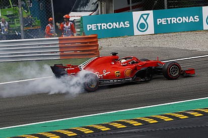 Videón Vettel és Hamilton rajt utáni incidense - ki volt a hibás?