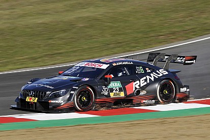 Хункаделья впервые выиграл гонку DTM
