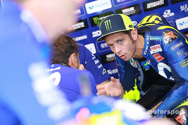 Rossi pessimistisch over updates Yamaha: