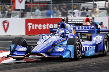 Scott Dixon en colère contre la direction de course