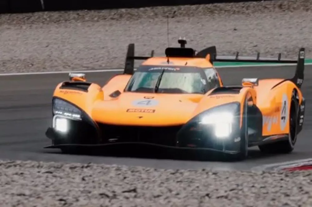 El McLaren MCL-HY en Varano