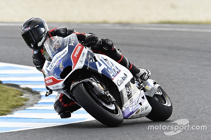 Oficial: Jones sustituye a Bautista en Australia